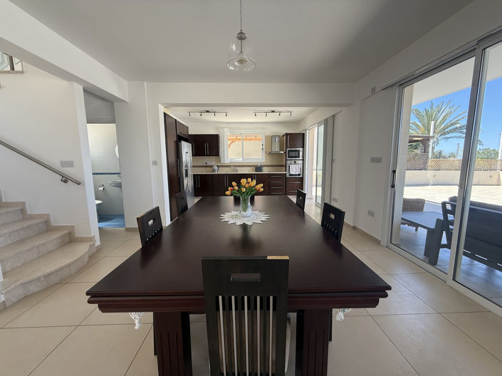 Image No.11-4 Bed Villa for sale