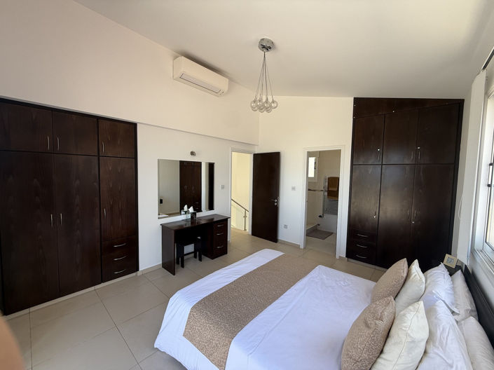 Image No.33-4 Bed Villa for sale