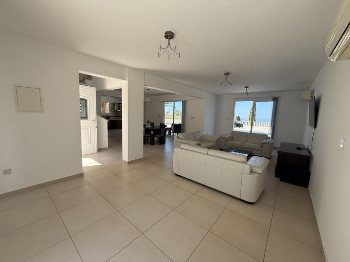 Image No.5-4 Bed Villa for sale