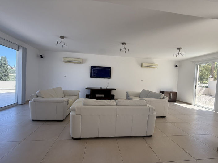 Image No.9-4 Bed Villa for sale