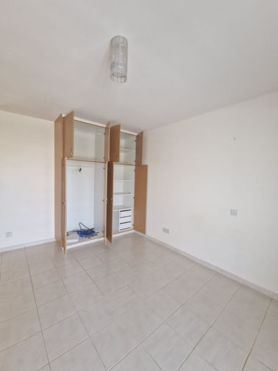 Image No.10-3 Bed Townhouse for sale