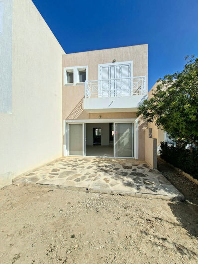 Image No.24-3 Bed Townhouse for sale