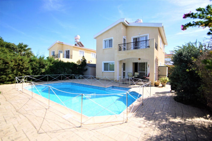Image No.26-3 Bed Townhouse for sale