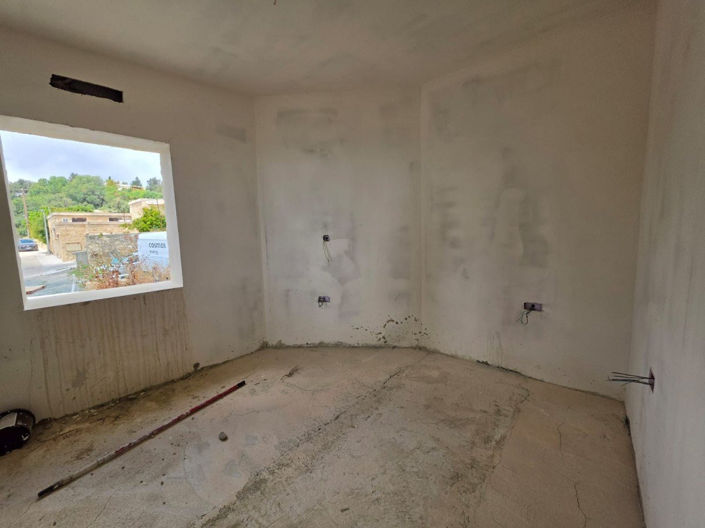 Image No.15-3 Bed House for sale