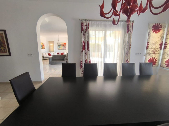 Image No.11-5 Bed Villa for sale