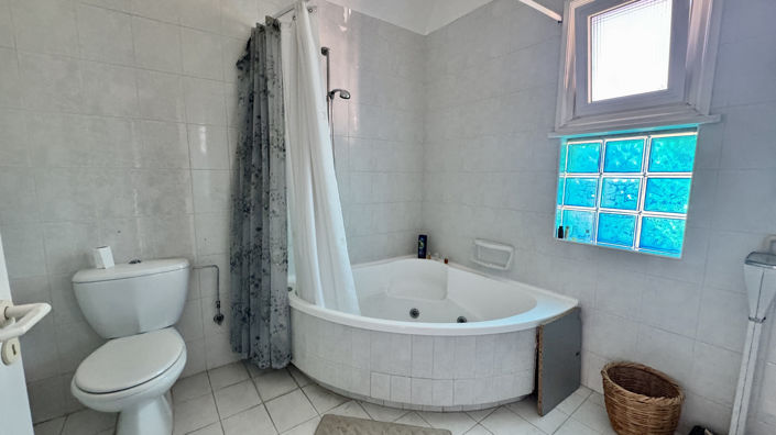 Image No.26-4 Bed Villa for sale