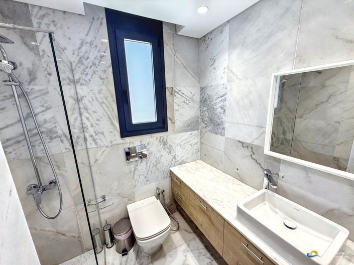 Image No.19-3 Bed Villa for sale