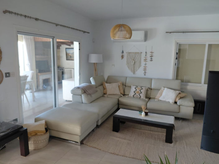 Image No.3-3 Bed Villa for sale