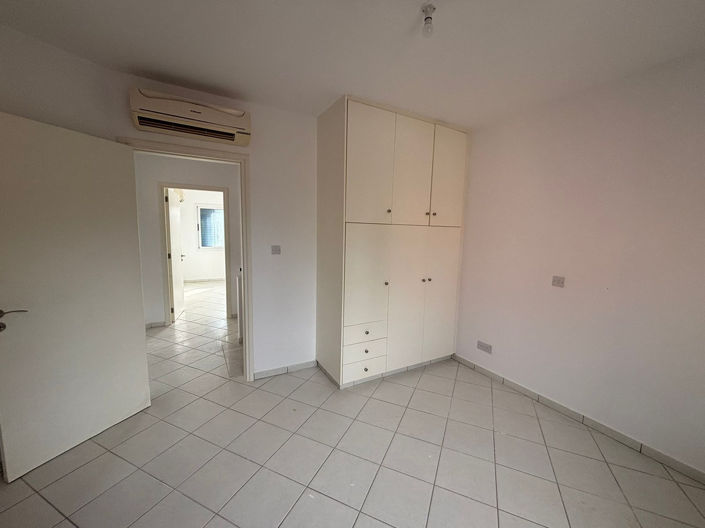 Image No.12-3 Bed Townhouse for sale