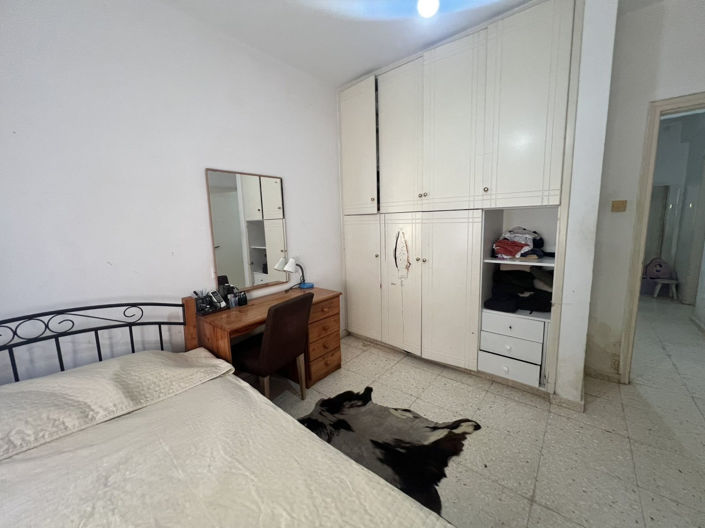 Image No.10-3 Bed House for sale