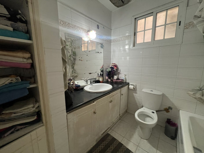 Image No.18-3 Bed House for sale