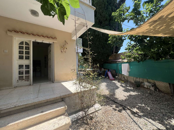 Image No.30-3 Bed House for sale