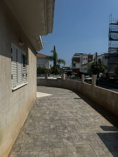Image No.3-4 Bed Villa for sale