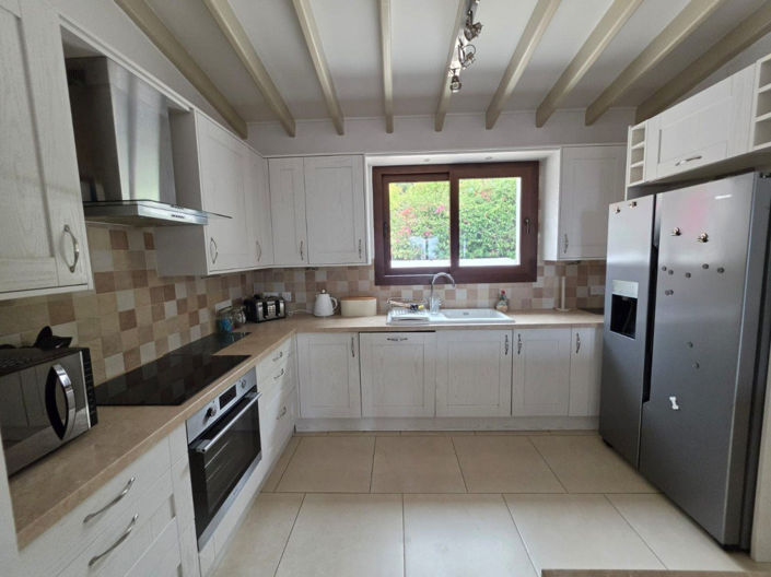 Image No.12-4 Bed Bungalow for sale