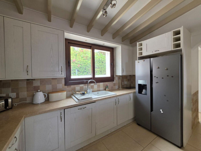 Image No.15-4 Bed Bungalow for sale