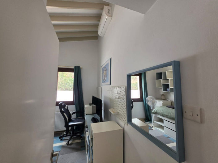 Image No.17-4 Bed Bungalow for sale