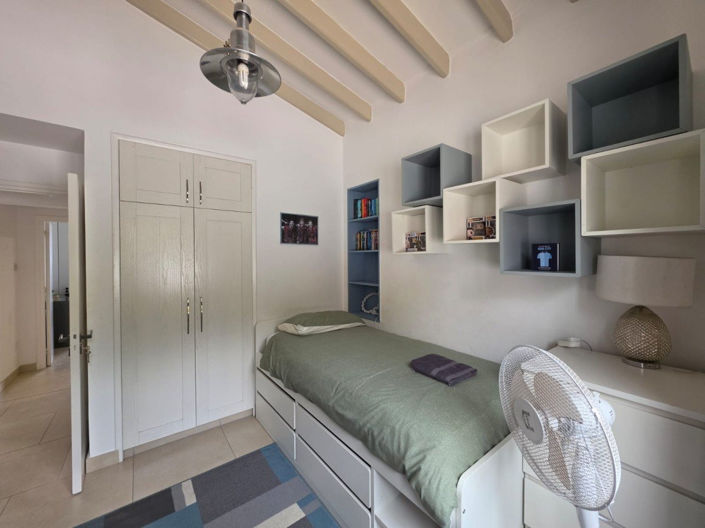 Image No.18-4 Bed Bungalow for sale