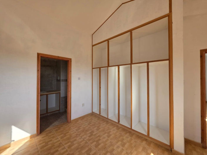 Image No.17-5 Bed Villa for sale