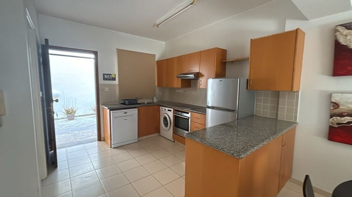 Image No.2-Appartement de 2 chambres à vendre à Universal
