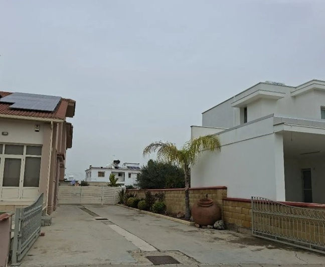 Image No.4-4 Bed Villa for sale