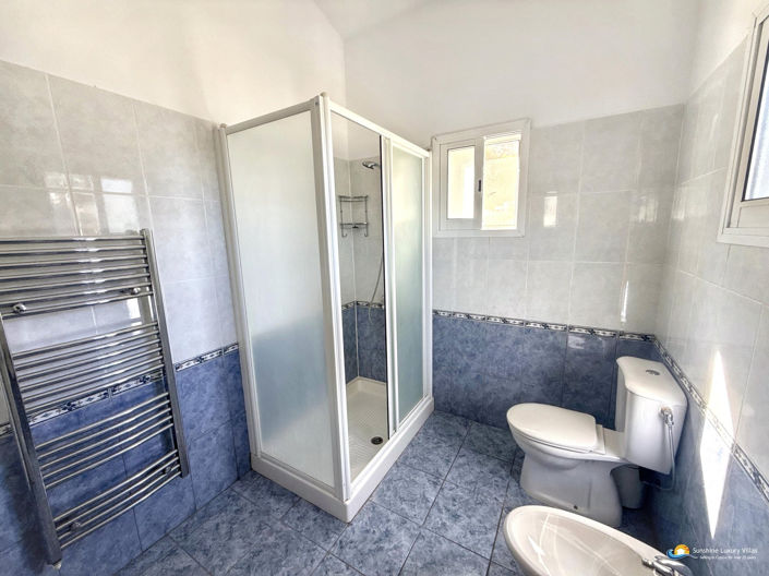 Image No.18-2 Bed Villa for sale