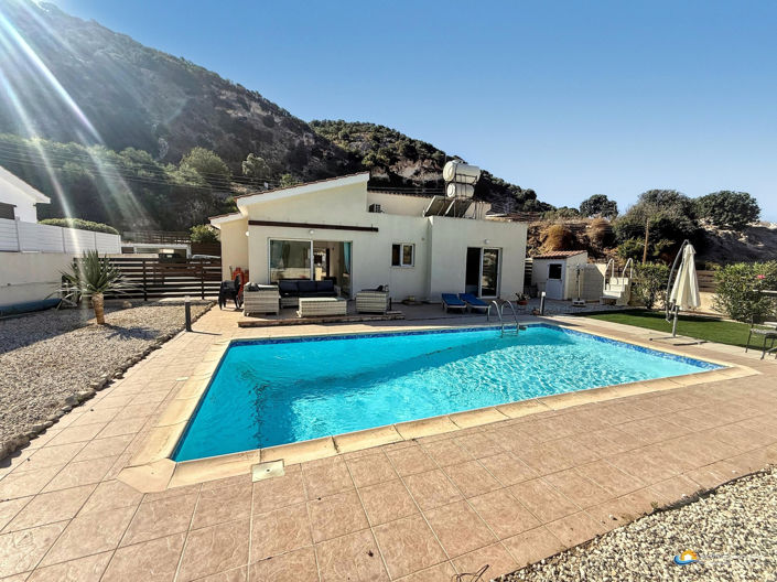 Image No.2-2 Bed Villa for sale
