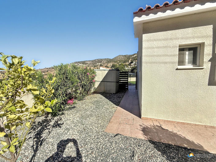 Image No.21-2 Bed Villa for sale