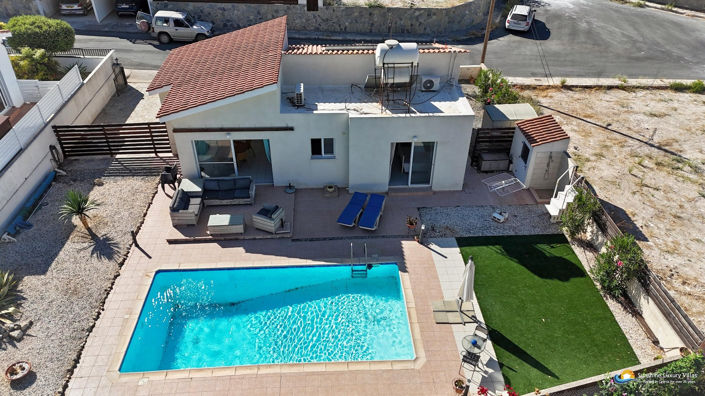 Image No.4-2 Bed Villa for sale