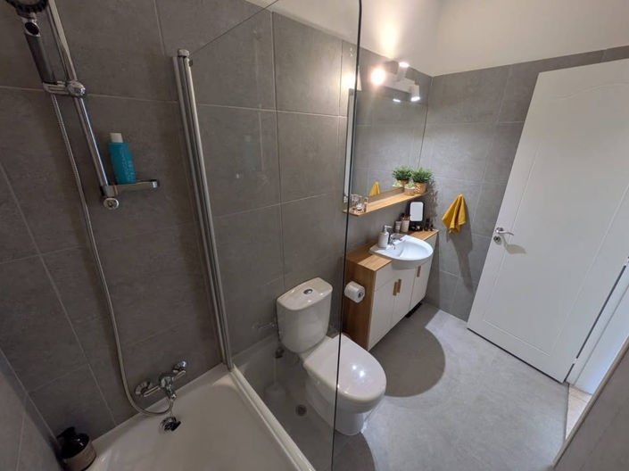 Image No.10-2 Bed Townhouse for sale