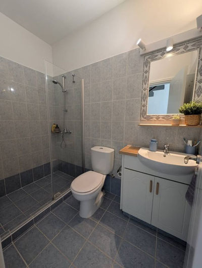 Image No.12-2 Bed Townhouse for sale