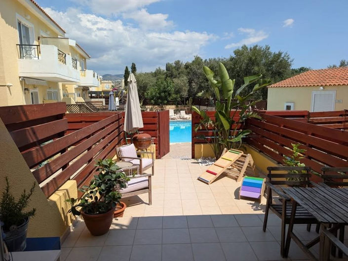 Image No.3-2 Bed Townhouse for sale