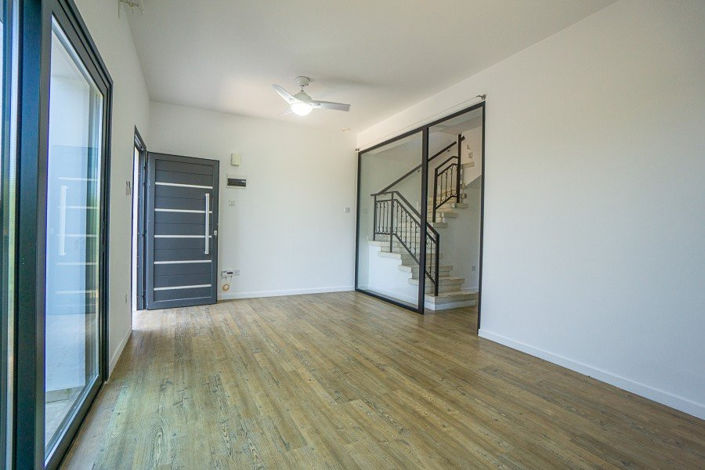 Image No.4-1 Bed House for sale
