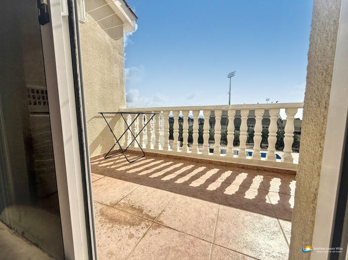Image No.5-2 Bed Townhouse for sale