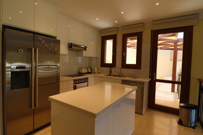 Image No.9-4 Bed Villa for sale