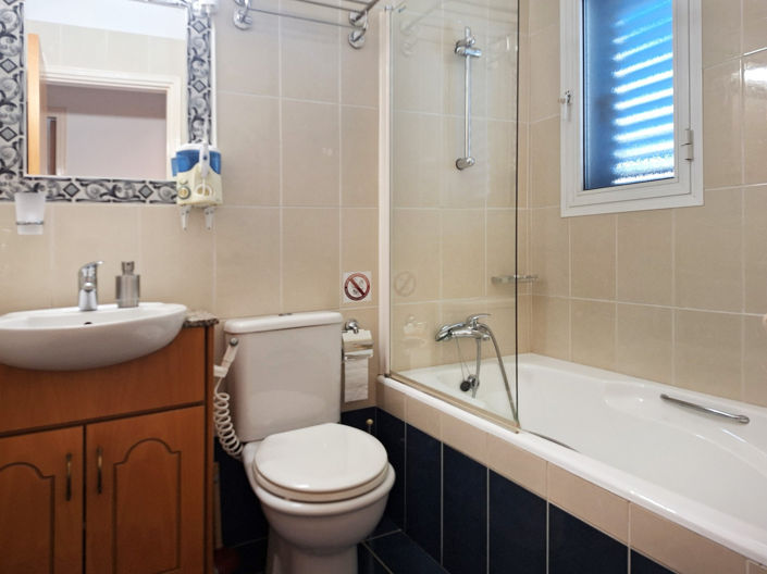 Image No.18-3 Bed Bungalow for sale