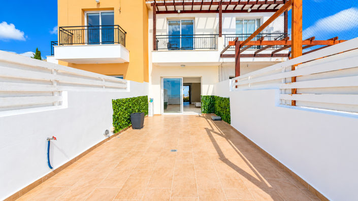 Image No.10-2 Bed Townhouse for sale
