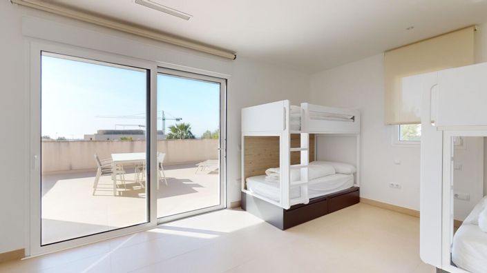 Image No.24-4 Bed Villa for sale