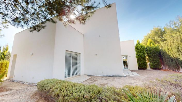 Image No.34-4 Bed Villa for sale