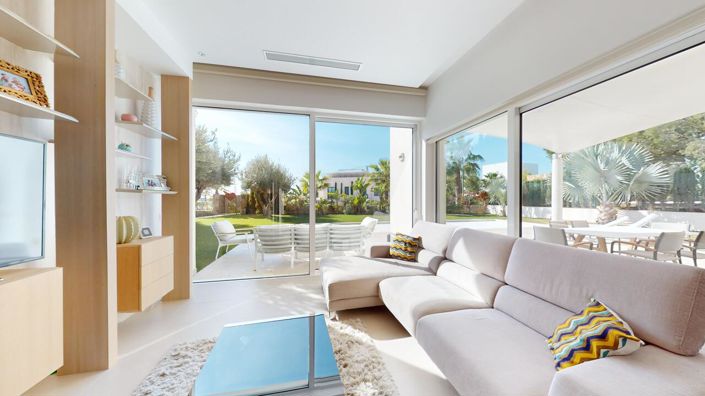 Image No.5-4 Bed Villa for sale