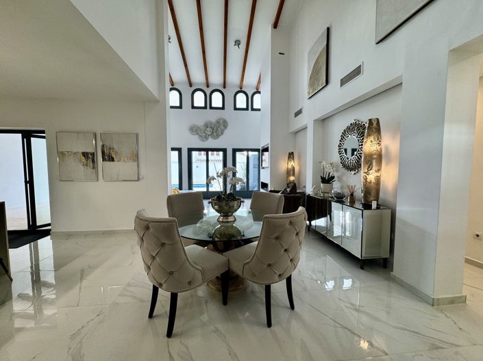 Image No.11-3 Bed Villa for sale