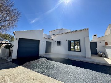 2720-villa-for-sale-in-el-valle-golf-resort-9