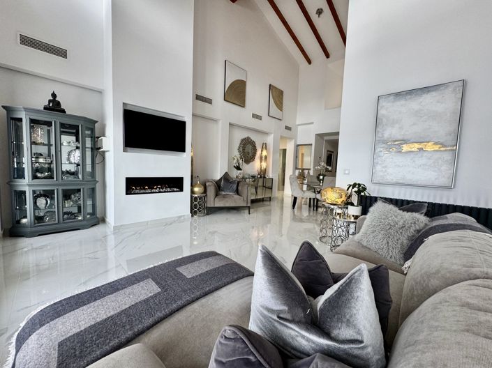 Image No.8-3 Bed Villa for sale