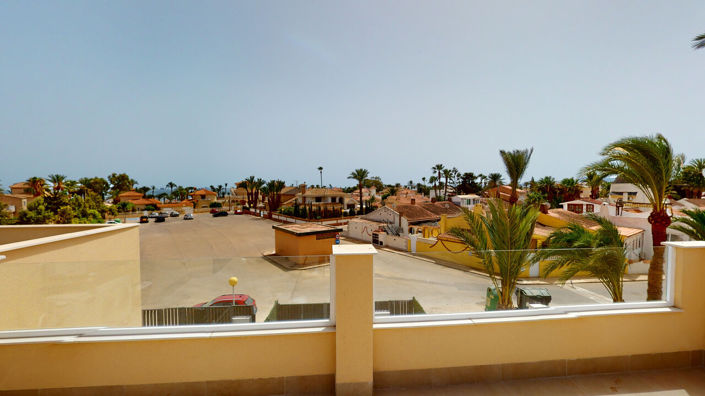 Image No.20-3 Bed Villa for sale