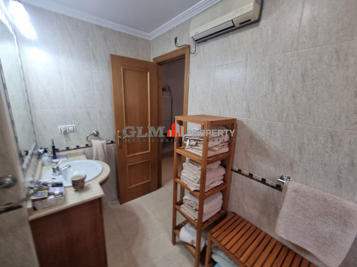 Image No.27-2 Bed Apartment for sale