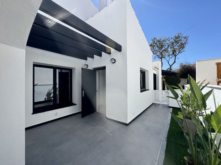 Image No.25-3 Bed Villa for sale