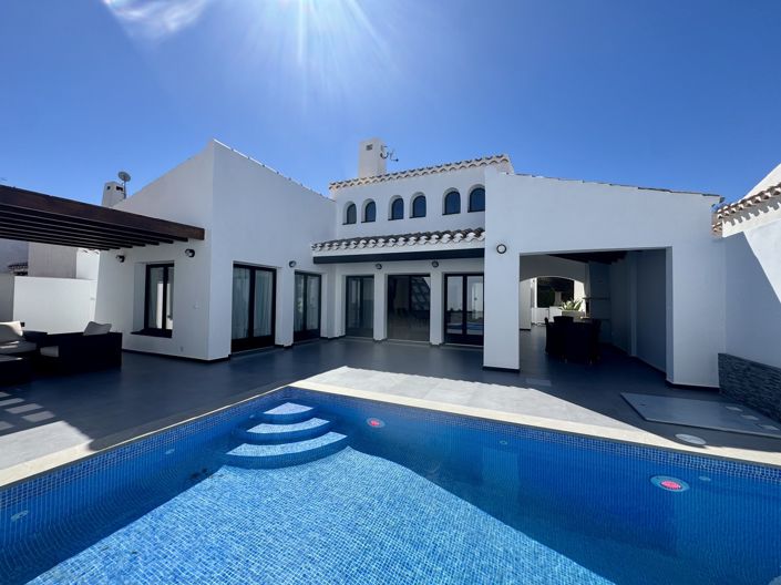 Image No.28-3 Bed Villa for sale