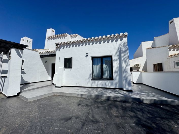 Image No.5-3 Bed Villa for sale