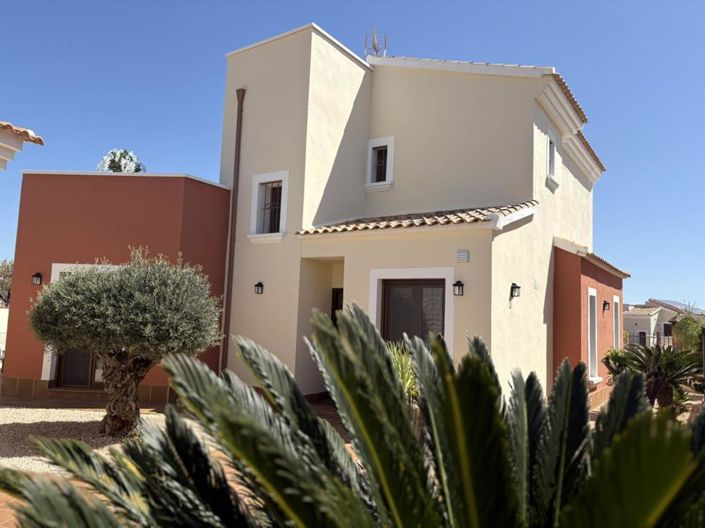 Image No.1-3 Bed Villa for sale