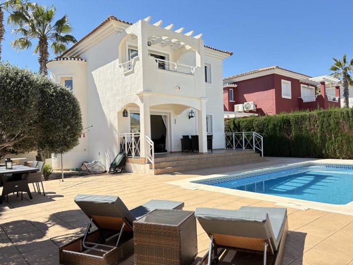 Image No.1-Villa de 2 chambres à vendre à Altaona Golf