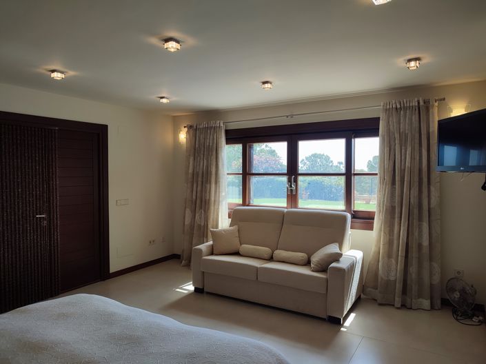 Image No.36-4 Bed Villa for sale